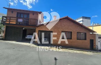 Casa com 3 quartos à venda na Rua José Prenassi, 16, Ibiapaba, Barbacena