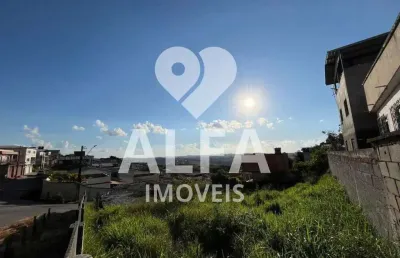Lote com ótima localização no santo antônio – ideal para projetos em desnível!