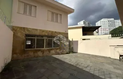 Sobrado à venda com 158m² e 3 dormitórios no imirim - amplo e bem localizado