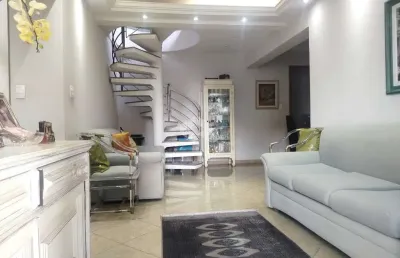 Cobertura duplex com 250 m² 02 suites  04 vagas na água fria
