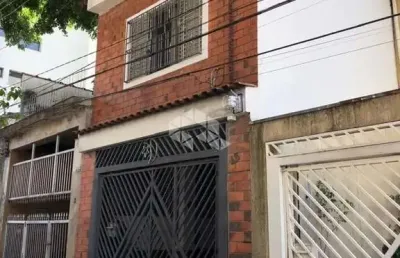 Casa à venda na vila prudente com 3 dormitórios (2 suítes) e 1 vaga de garagem