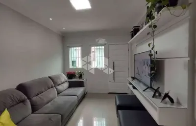 Casa na vila mazzei com 5 dormitórios e 2 vagas de garagem.