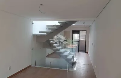 Sobrado com 3 quartos e 4 banheiros à venda, 135 m²