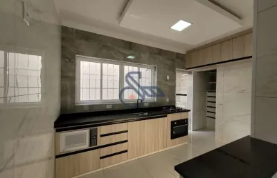 Casa com 3 quartos para alugar na Vila Assumpção, Botucatu 