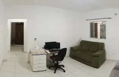 Casa 03 quartos, sala, cozinha, 2 banheiros, lavanderia 04 vagas de garagem região do guarapiranga
