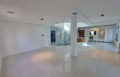 Casa com 4 quartos à venda na rua dos cações, 47, jurerê internacional, florianópolis, 464 m2 por r$ 4.990.000