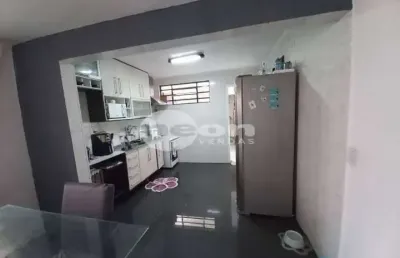 Casa em condomínio fechado com 3 quartos à venda na rua jorge rosa, 57, rudge ramos, são bernardo do campo, 160 m2 por r$ 700.000