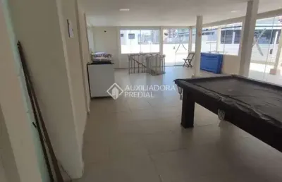 Cobertura com 4 quartos à venda na rua rui barbosa, 452, canto do forte, praia grande, 350 m2 por r$ 600.000