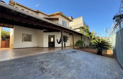 Casa a venda bairro serrano 4 quartos, suite, 4 vagas. lote 360 metros