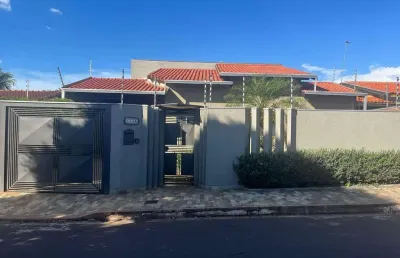 Casa à venda, 3 quartos  e 1 suíte - piscina aquecida  -  no bairro coophatrabalho, campo grande, ms