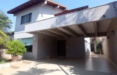 Oportunidade imperdível! sobrado de luxo com 3 suítes e piscina exclusiva no encantador jardim seminário - campo grande, ms