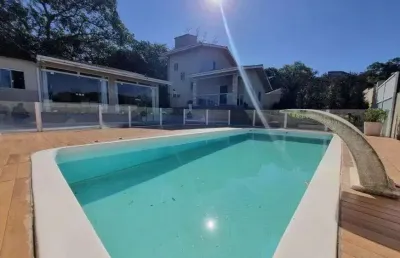 Casa em alvenaria 5 quartos - alto aririú - palhoça