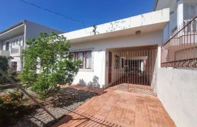 Casa com 3 quartos à venda na Rua Irmã Bonavita, 100, Capoeiras, Florianópolis