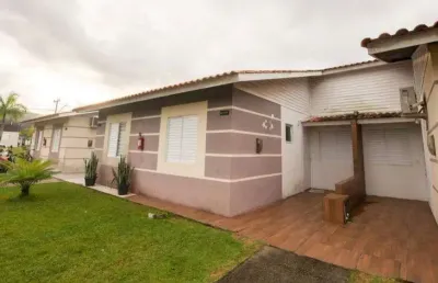 Casa com 3 quartos à venda na Avenida Paulo Roberto Vidal, 100, Bela Vista, Palhoça
