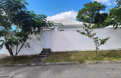 Residencia nova sala, 2 quartos(suite) porto da roça saquarema rj