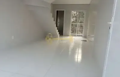 Sobrado à venda no bairro desvio rizzo - caxias do sul/rs