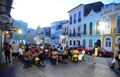 Casa a venda no bairro historico de santo antonio alem do carmo com 6 suites climatizadas e energia solar