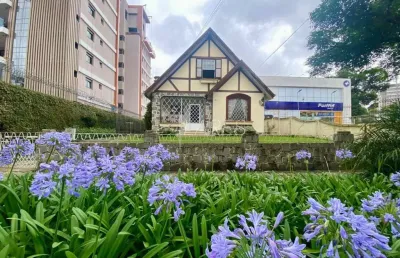 Casa com 3 quartos à venda na Rua Padre Antônio, 247, Centro, Curitiba