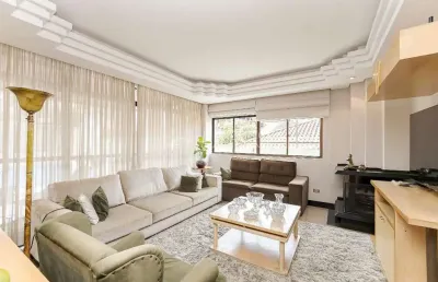 Casa com 768 m², 5 quartos sendo 5 suítes à venda no bairro vista alegre.