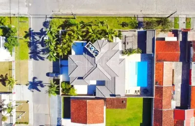 Casa com 396.14 m², 4 quartos sendo 4 suítes à venda na praia brava de caiobá.