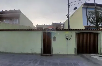 Casa á venda  com 4 quartos  com 250 metros - realengo  -rio de janeiro