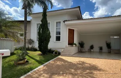 Casa à venda no condomínio reserva parque do varvito, em itu.