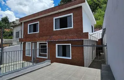 Casa com 3 quartos à venda na Rua Santa Luzia, Vila Santa Terezinha, Carapicuíba