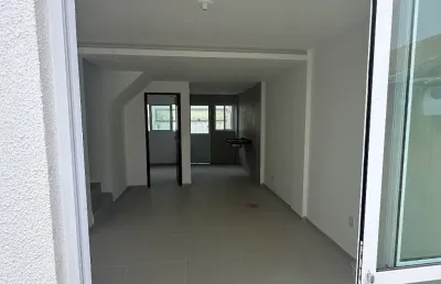 Casa duplex com área privativa gourmet na cobertura, 04 qtos sendo duas suítes