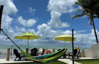 Casa beira mar enseada dos golfinhos, 480 m2, estuda possibilidade de imóvel entrar na negociação
