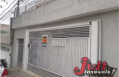 Casa 2 dorm e sobrado nos fundos ar condicionado e 3 vagas cobertas