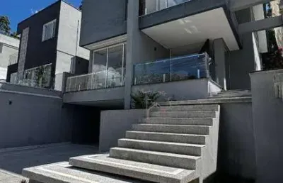Casa com 4 dormitórios à venda, 299 m² por r$ 4.000.000,00 - condomínio real park - arujá/sp