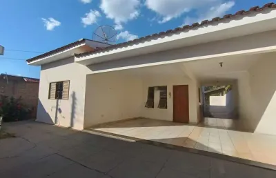 Casa com 3 quartos à venda no Santa Rita, Três Lagoas 