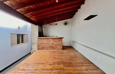 Casa à venda com 3 quartos, sendo 1 suíte no setsul em três lagoas - ms