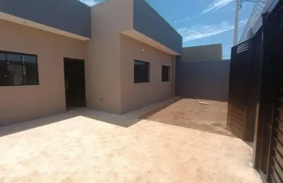 Casa com 3 quartos sendo 1 suíte - bosque das araras em três lagoas / ms
