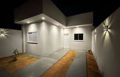 Casa de esquina com 2 quartos sendo 1 suíte - jardim paranapungá em três lagoas / ms
