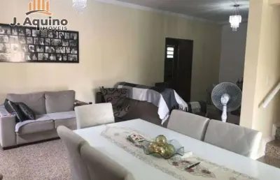 Casa com 3 quartos à venda na Rua Rangel Pestana, Sapiranga, Fortaleza