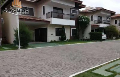 Casa de alto padrão com 4 suítes em condomínio fechado na sapiranga