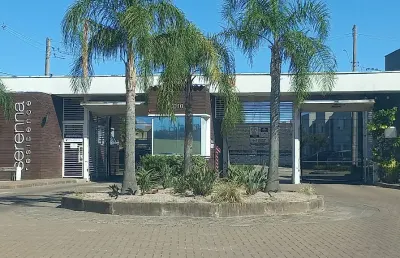Casa em condomínio fechado com 3 quartos à venda na Avenida Ferreira Viana, 3010, Areal, Pelotas