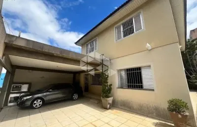 Sobrado á venda no jd são luís, 5 dorm, quintal e churrasqueira com edícula