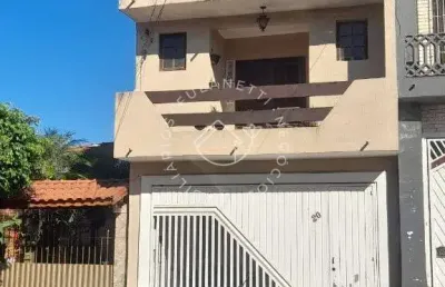 Sobrado de 225m2 na vila sao francisco: bem localizado e com potencial para expansao de mais um dormitorio