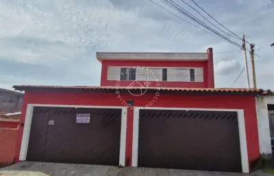 Para viver bem: casa unica, com conforto, estilo e praticidade, com 4 suites e 4 vagas em uma das melhores ruas da vila re!