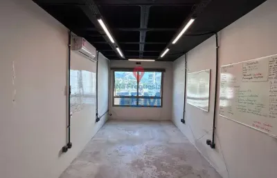 Sala comercial para alugar na Estrada dos Três Rios, 1200, Freguesia (Jacarepaguá), Rio de Janeiro
