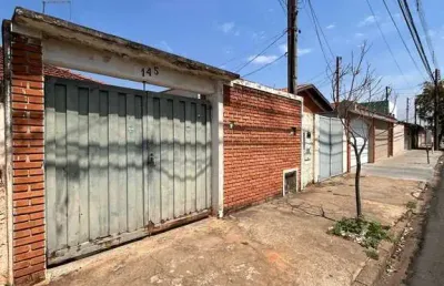 Duas casas no mesmo terreno no jardim santa cecília em limeira-sp