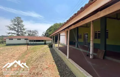 Linda chácara no bairro do pinhal (santa vitória) em limeira-sp