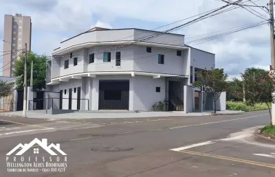 Prédio com casa, apartamentos e salões na cidade universitária i em limeira