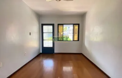 Apartamento com 3 quartos para alugar na Vila Nova, Novo Hamburgo 