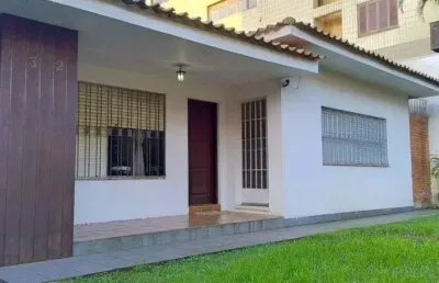 Casa com 4 quartos e 4 vagas de garagem no bairro jardim lindóia