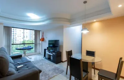 Apartamento mobiliado e reformado – porteira fechada