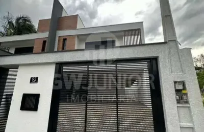 Casa com 3 quartos à venda na rua guilherme manteuffel, 95, glória, joinville por r$ 1.200.000