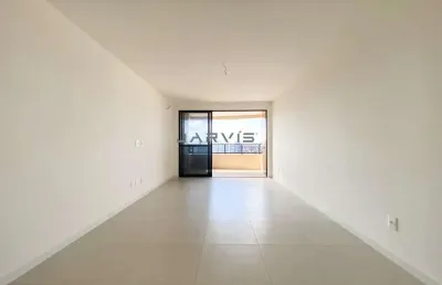 Apartamento com 3 suítes a venda na ponta verde-r$ 1.600.000,00
